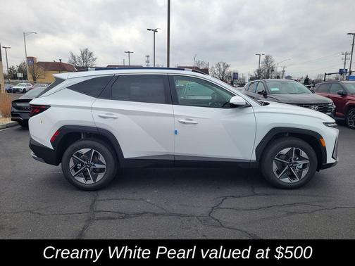 2026 Hyundai TUCSON Hybrid SEL