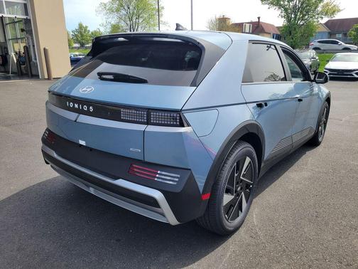 Lucid Blue 2026 Hyundai IONIQ 5 SEL