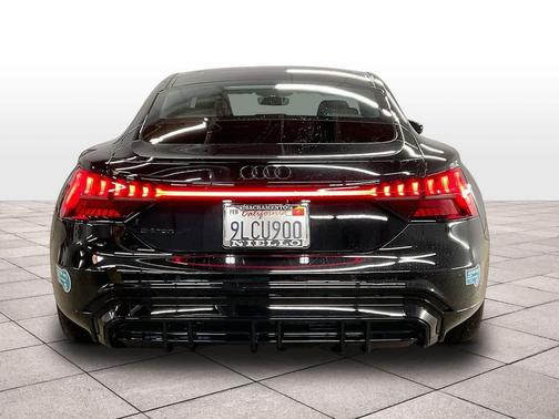 2024 Audi e-tron GT Prestige quattro