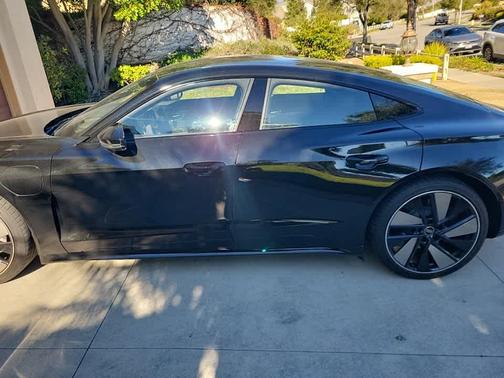 2024 Audi e-tron GT Prestige quattro