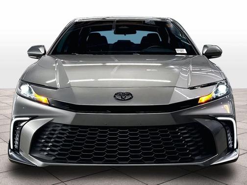 Heavy Metal 2025 Toyota Camry SE