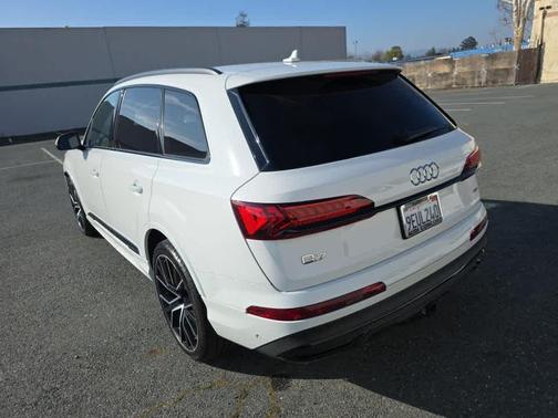 2023 Audi Q7 55 Prestige