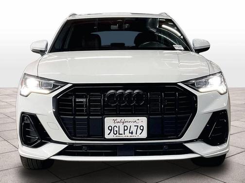 2023 Audi Q3 Premium 45 TFSI S line quattro Tiptronic