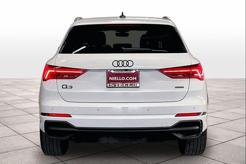 2023 Audi Q3 Premium 45 TFSI S line quattro Tiptronic
