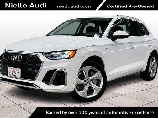 Ibis White 2023 Audi Q5 45 S line Premium Plus