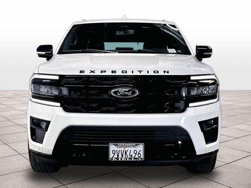 Star White Metallic Tri-Coat 2024 Ford Expedition Max Limited