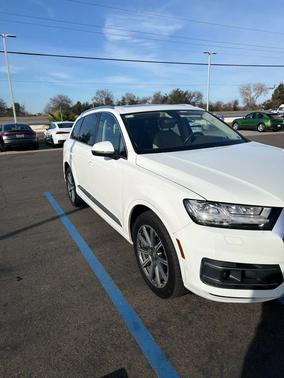 2019 Audi Q7 55 Prestige