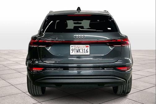 2025 Audi Q6 e-tron Premium