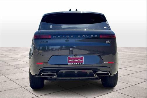 2023 Land Rover Range Rover Sport SE