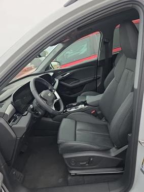 2025 Audi Q6 e-tron Premium Plus quattro