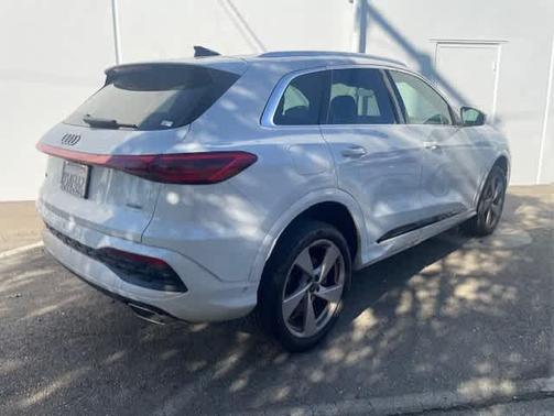 2025 Audi Q5 Premium Plus TFSI quattro S tronic