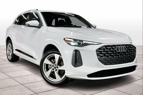 2025 Audi Q5 Premium Plus TFSI quattro S tronic