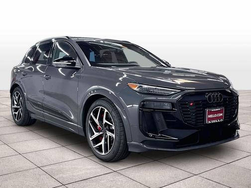 Magnet Gray 2027 Audi SQ6 e-tron Prestige