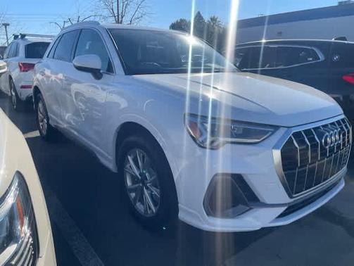 2025 Audi Q3 Premium 45 TFSI S line quattro Tiptronic