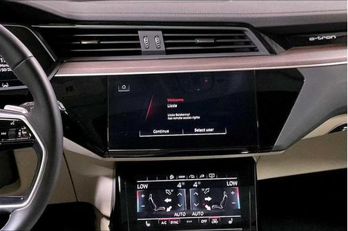 2023 Audi e-tron Premium quattro