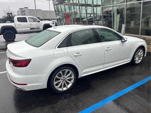 2019 Audi A4 45 Premium
