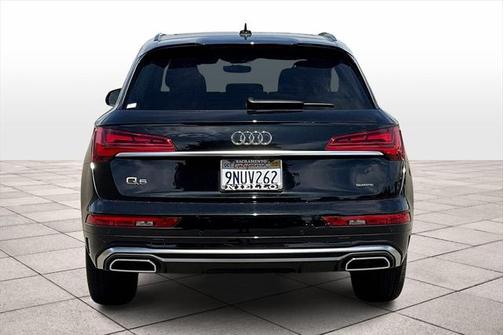 2024 Audi Q5 45 S line Premium
