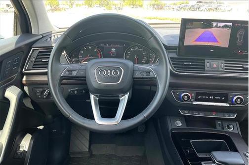 2024 Audi Q5 45 S line Premium