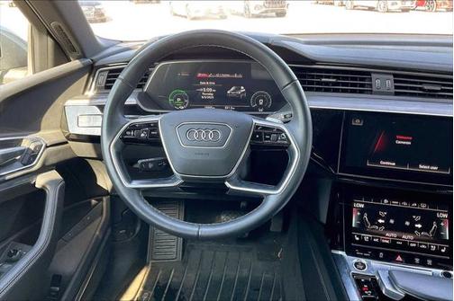 2023 Audi e-tron Premium Plus quattro