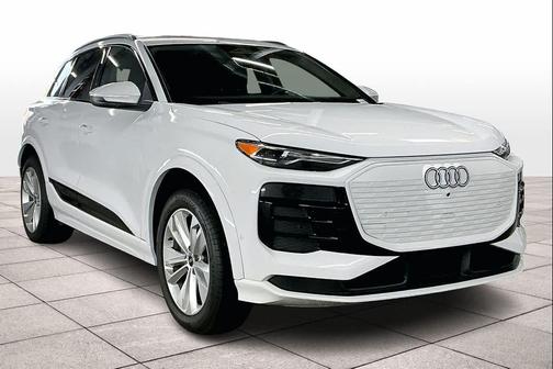 2025 Audi Q6 e-tron Premium