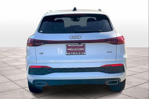 2025 Audi Q5 Premium Plus TFSI quattro S tronic