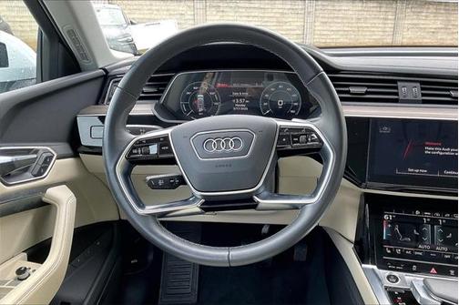 2024 Audi Q8 e-tron Premium Plus