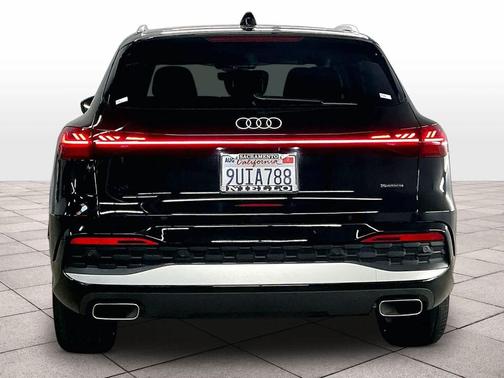 2025 Audi Q5 Prestige TFSI quattro S tronic