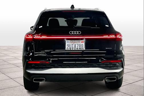 2025 Audi Q5 Prestige TFSI quattro S tronic