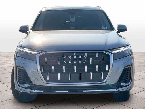 2026 Audi Q7 45 Premium