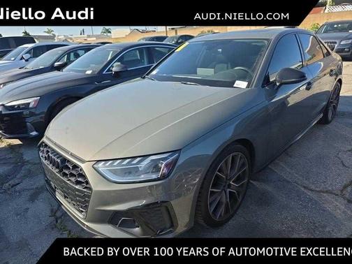 2023 Audi S4 Premium Plus TFSI quattro Tiptronic