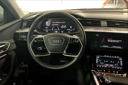 2021 Audi e-tron Prestige