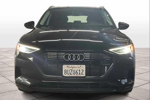 2021 Audi e-tron Premium