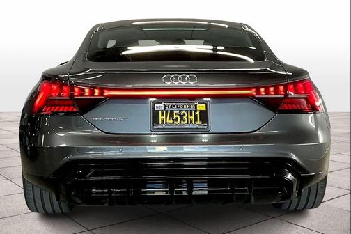 2023 Audi e-tron GT Premium Plus quattro