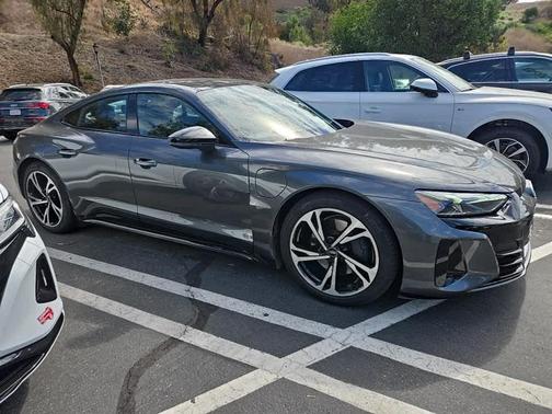 2023 Audi e-tron GT Premium Plus quattro