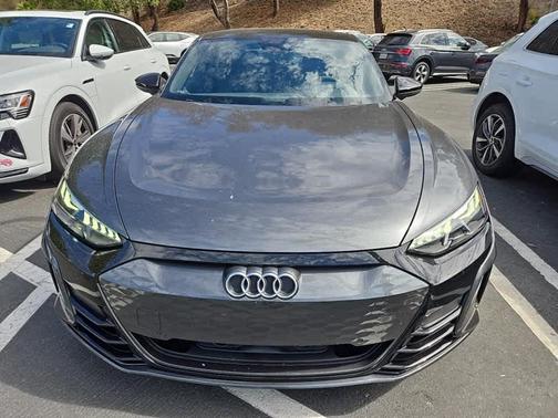2023 Audi e-tron GT Premium Plus quattro