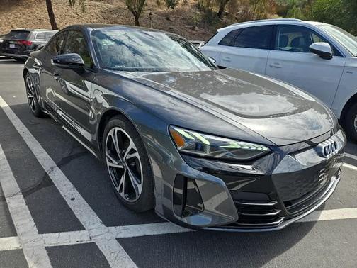 2023 Audi e-tron GT Premium Plus quattro