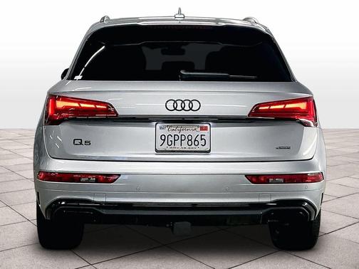 2023 Audi Q5 45 S line Prestige