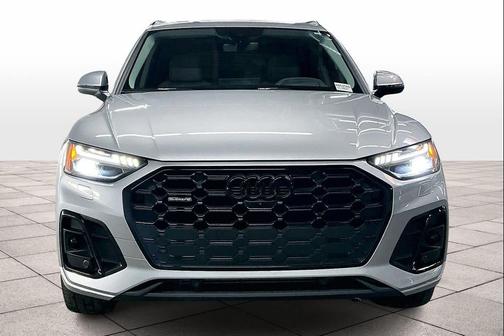 2023 Audi Q5 45 S line Prestige