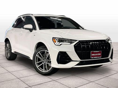 2025 Audi Q3 Premium 45 TFSI S line quattro Tiptronic