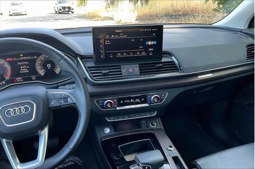 2024 Audi Q5 55 S line Premium