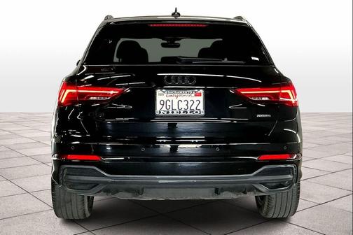 2023 Audi Q3 Premium 45 TFSI S line quattro Tiptronic