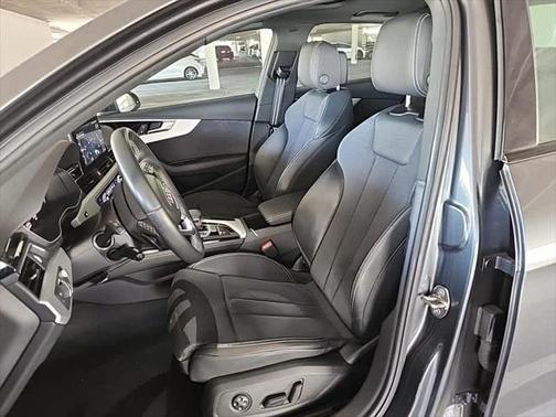 2022 Audi A4 Prestige 45 TFSI S line quattro S tronic