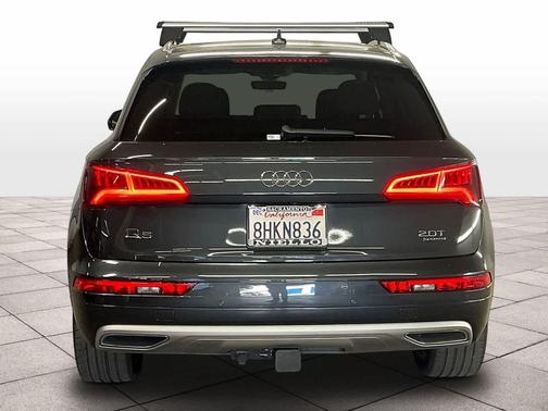 Manhattan Gray Metallic 2018 Audi Q5 2.0T Tech Premium