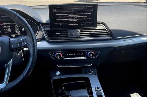 2024 Audi Q5 55 S line Prestige