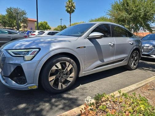 2022 Audi e-tron Sportback S line Premium
