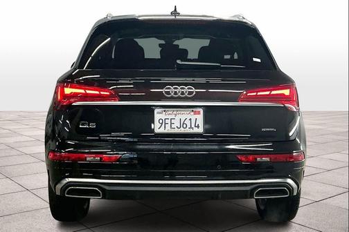 2022 Audi Q5 45 S line Premium Plus
