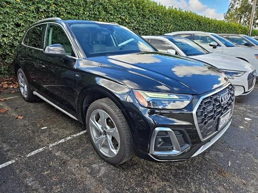2022 Audi Q5 45 S line Premium Plus