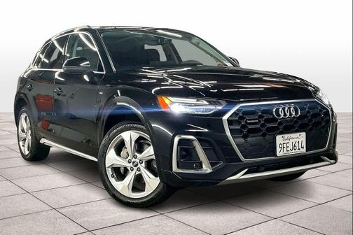 2022 Audi Q5 45 S line Premium Plus