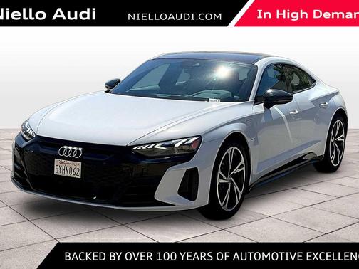 2022 Audi e-tron GT Premium Plus