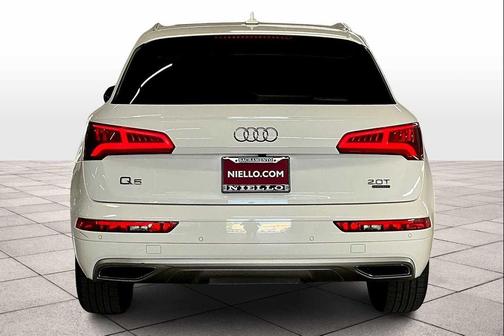 2018 Audi Q5 2.0T Premium Plus